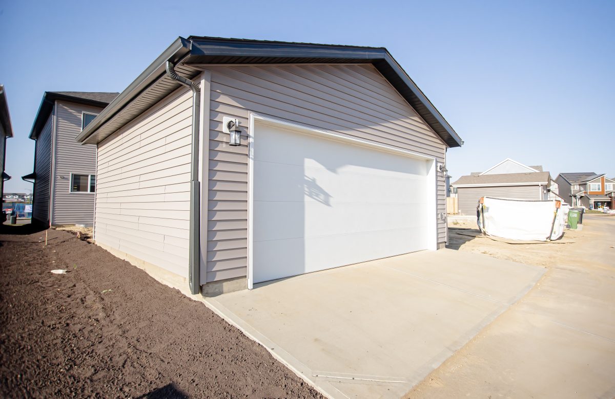 how much does garage building cost